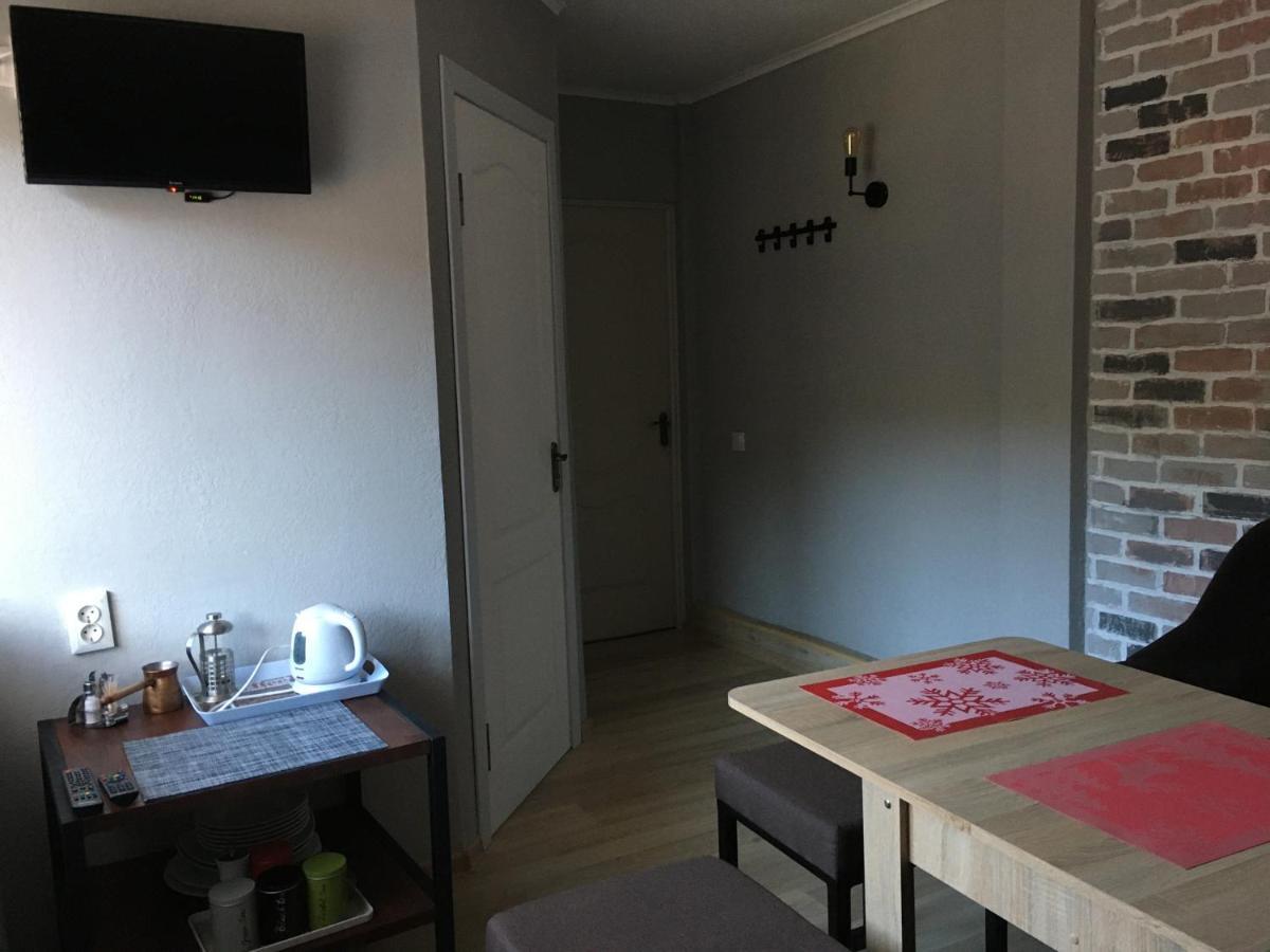 Mini-Hotel Serpanok Mykuljtsjin Eksteriør bilde